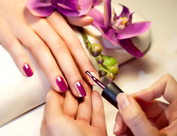 Tarif pose de vernis semi-permanent mains et pieds à Sainte-Foy-la-Grande